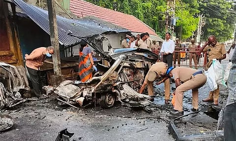 கோவை கார் வெடிப்பு வழக்கு - கைதான 5 பேரிடம் என்.ஐ.ஏ. அதிகாரிகள் விசாரணை