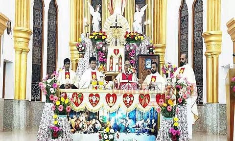 கிறிஸ்தவ ஆலயங்களில் சிறப்பு பிரார்த்தனை