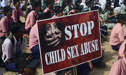 சாக்லெட் கொடுத்து 10 வயது சிறுமி பாலியல் வன்கொடுமை