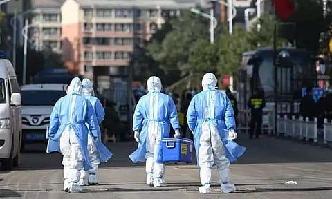 சீனாவில் மருந்துகள் போதுமான அளவில் கையிருப்பு உள்ளதாக அரசு தரப்பு விளக்கம்