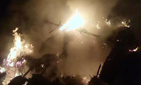 புதுப்பேட்டை அருகே தீ விபத்து:3 கூரை வீடுகள் எரிந்து சாம்பல்