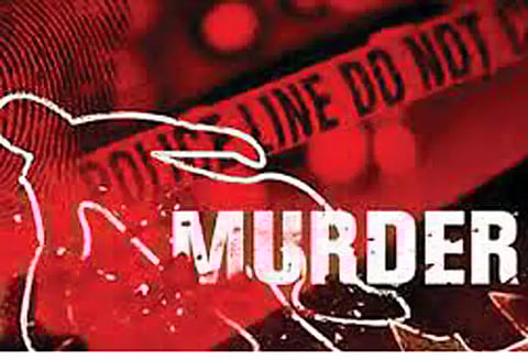 தந்தையை கொலை செய்து உடலை எரித்த 2 மகன்கள் கைது