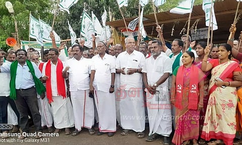 கரும்பு விவசாயிகள் போராட்டம் குறித்து விரைவில் முதல்-அமைச்சரிடம் பேசி தீர்வு காணப்படும்