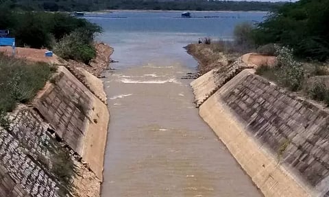 பூண்டி ஏரிக்கு கிருஷ்ணா நீர்வரத்து அதிகரிப்பு