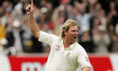 ஆஸ்திரேலியா-தென் ஆப்பிரிக்காவுக்கு இடையிலான போட்டியின் போது மறைந்த வார்னேவுக்கு மரியாதை