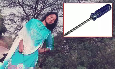 பேச மறுத்த காதலியை விமானத்தில் வந்து 'ஸ்குரு டிரைவரால்' 51 முறை குத்தி கொடூரமாக கொலை செய்த பஸ் கண்டக்டர்