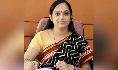 முன்மாதிரியாக திகழும் கல்லூரிகள், வணிக வளாகங்களுக்கு மஞ்சப்பை விருதுகள் - கலெக்டர் தகவல்