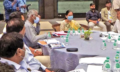 ஜப்பான் நாட்டு வங்கியில் கடன் பெற்று மதுரை எய்ம்ஸ் ஆஸ்பத்திரிக்கு ரூ.1,900 கோடி நிதி ஒதுக்கீடு