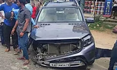 கார் விபத்தில், பிரதமர் மோடி தம்பி உள்பட 5 பேர் காயம்