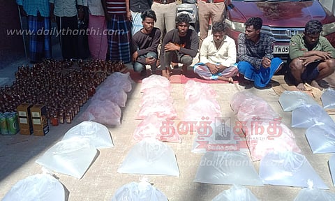 ரூ.5 லட்சம் மதுபாட்டில்கள், சாராயம் பறிமுதல்