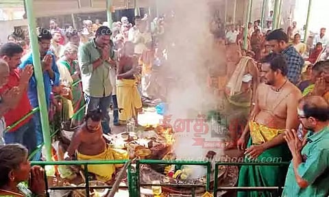 செட்டிகுளம் ஏகாம்பரேஸ்வரர் கோவிலில் குபேர ஹோமம்