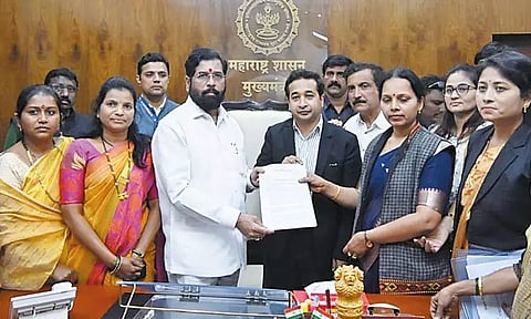 மராட்டியத்தில் மத மாற்ற தடை சட்டத்தை கொண்டு வர வேண்டும் - பா.ஜனதா எம்.எல்.ஏ. வலியுறுத்தல்