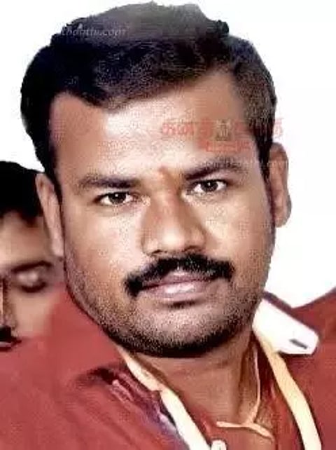 ராமநாதபுரம் மாவட்ட கருவூலத்தில் ரூ.1¾ கோடியை சுருட்டிய கணக்கர்