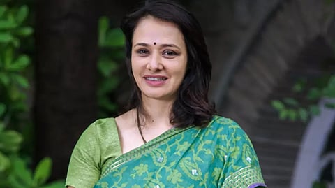 நடிகை அமலாவுக்கு எதிர்ப்பு