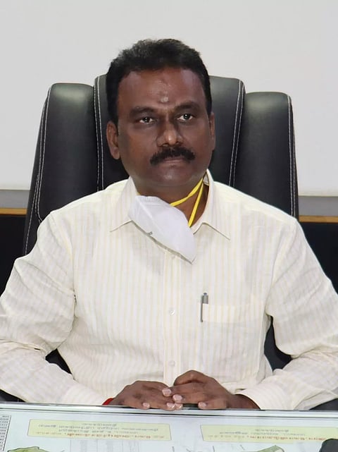 பொங்கல் பொருட்கள், ரொக்கப்பணம் 9-ந்தேதி முதல் வினியோகம்