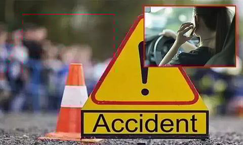 மொபைல் போனில் பேசியபடி சென்று சாலை விபத்து: 1,040 பேர் பலி; மத்திய அரசு தகவல்