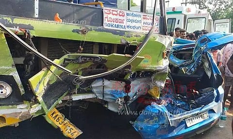 அரசு பஸ்-கார் மோதிய விபத்தில் 4 பேர் பரிதாப சாவு; கோவாவில் புத்தாண்டை கொண்டாடிவிட்டுதிரும்பியபோது சோகம்