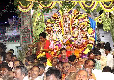 சேலம் கோட்டை பெருமாள் கோவிலில் சொர்க்க வாசல் திறப்பு