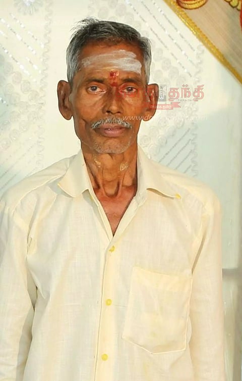 சேந்தமங்கலம் அருகேகியாஸ் கசிந்து தீப்பிடித்ததில் பூசாரி சாவு