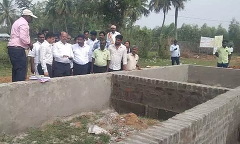 காட்டுமன்னார்கோவிலில்இலங்கை அகதிகளுக்கு ரூ.3½ கோடியில் வீடுகள் கட்டும் பணிகலெக்டர் பாலசுப்பிரமணியம், சிந்தனைச்செல்வன் எம்.எல்.ஏ. ஆய்வு