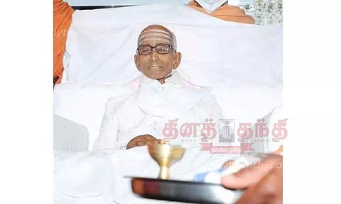 சித்தேஸ்வர் சுவாமி உடல் தகனம்