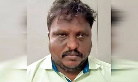 என்ஜினீயரிங் மாணவியை விரட்டி, விரட்டி காதலித்து தொல்லை-கொலை மிரட்டல் - 40 வயது தனியார் நிறுவன ஊழியர் கைது