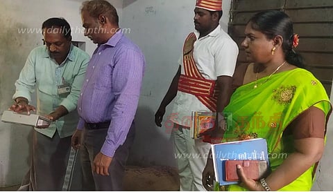 ரேஷன் கடைகளில் கலெக்டர் ஆய்வு