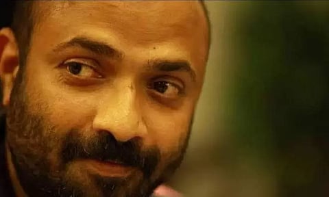 வாரிசு படத்தின் கலை இயக்குநர் மரணம்...!