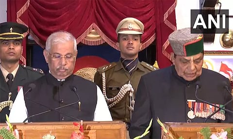 இமாச்சல அமைச்சரவை விரிவாக்கம்: மறைந்த வீரபத்ரசிங்கின் மகன் விக்ரமாதித்ய மந்திரியாக பதவி ஏற்பு