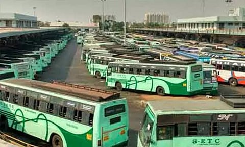 பொங்கல் பண்டிகையையொட்டி சென்னையில் இருந்து வெளியூர் செல்ல 2 லட்சம் பேர் முன்பதிவு