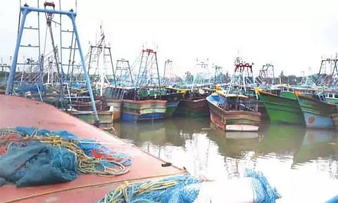 மீனவர்கள் கடலுக்கு செல்லவில்லை