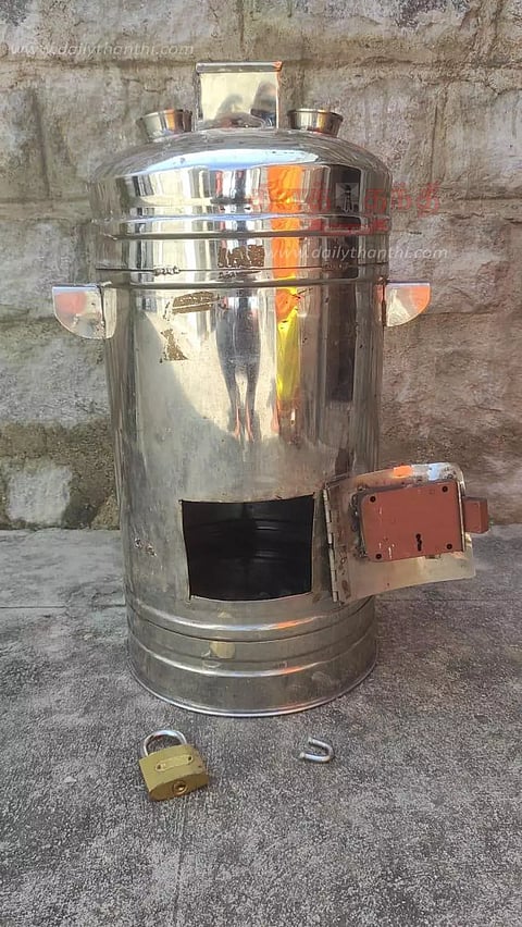 பாலமுருகன் கோவிலில் வெள்ளி வேல், நகை திருட்டு