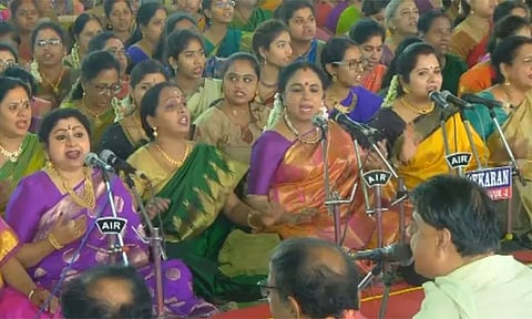தியாகராஜர் 176-வது ஆராதனை விழா: பஞ்சரத்ன கீர்த்தனைகள் பாடும் நிகழ்வு தொடங்கியது