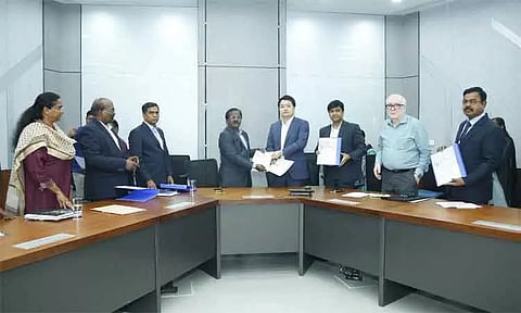 Image Courtesy : @cmrlofficial twitter