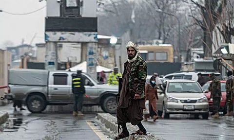 ஆப்கானிஸ்தானில் தற்கொலைப்படை தாக்குதல் - 5 பேர் பலி