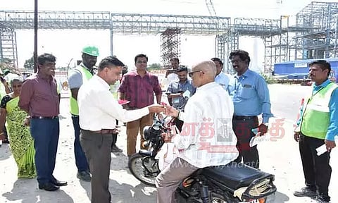 சாலை பாதுகாப்பு விழிப்புணர்வு