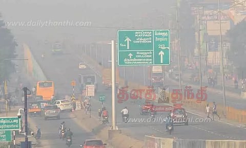 வேலூரில் கடும் பனிப்பொழிவு