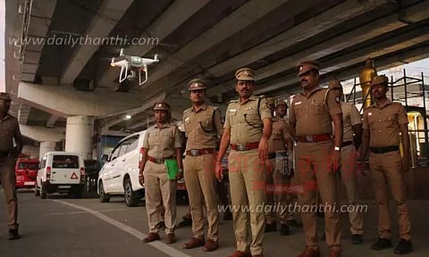 பொங்கல் பண்டிகையையொட்டி குற்றச் சம்பவங்களை தடுக்க டிரோன் மூலம் போலீசார் கண்காணிப்பு