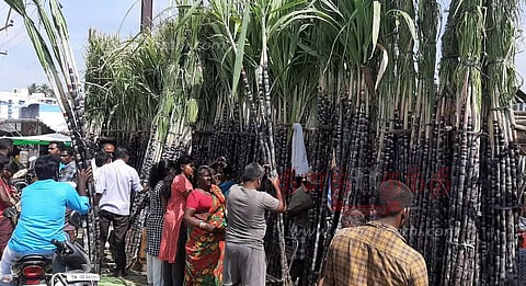 நாமக்கல்லில் பானை, கரும்பு விற்பனை மும்முரம்