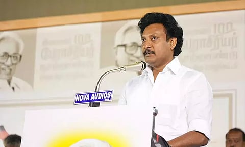 ஜனவரி 18-ம் தேதி பள்ளிகளுக்கு விடுமுறை அறிவிக்கவில்லை - அமைச்சர் அன்பில் மகேஷ்