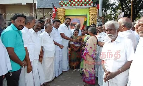 செங்கோட்டையில் எம்.ஜி.ஆர். பிறந்தநாள் விழா