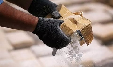 மிசோரமில் ரூ.2.5 கோடி மதிப்புள்ள ஹெராயின் பறிமுதல் - 3 பேர் கைது