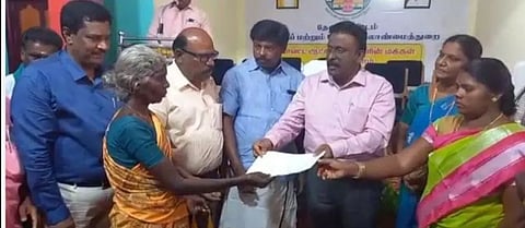 மக்கள் தொடர்பு முகாம்