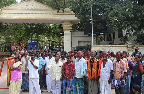 நெல்லை கலெக்டர், போலீஸ் சூப்பிரண்டு அலுவலகத்தை பொதுமக்கள் முற்றுகை