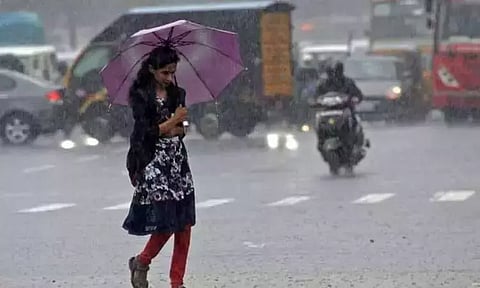 தமிழகத்தில் 2 நாட்கள் மிதமான மழைக்கு வாய்ப்பு..!