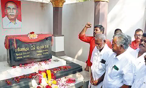 ஒரே நாடு ஒரே தேர்தல் மூலம் இந்தியாவில் அதிபர் ஆட்சியை கொண்டுவர பா.ஜ.க. முயற்சி - இந்திய கம்யூனிஸ்டு கட்சி செயலாளர் முத்தரசன் பேட்டி