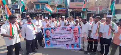 சட்டசபையில் கவர்னர் பேசிய உரையை கண்டித்துதெற்கு தொகுதியில் காங்கிரசார் ஆர்ப்பாட்டம்