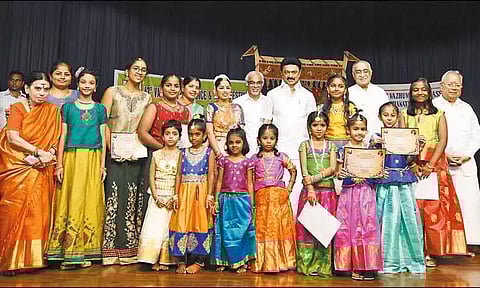 முத்தமிழை தி.மு.க. ஆட்சி வளர்க்கிறது: முதல்-அமைச்சர் மு.க.ஸ்டாலின் பேச்சு