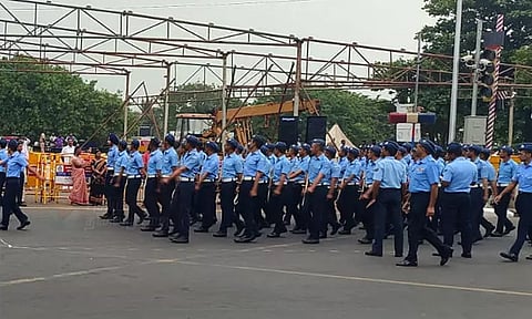 சென்னையில் குடியரசு தின விழா அணிவகுப்பு ஒத்திகை..!