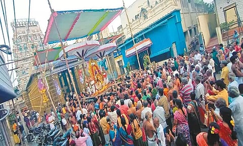 தை பிரம்மோற்சவத்தையொட்டி வீரராகவ பெருமாள் கோவிலில் கருட சேவை